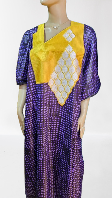 Les robes africaines avec broderie